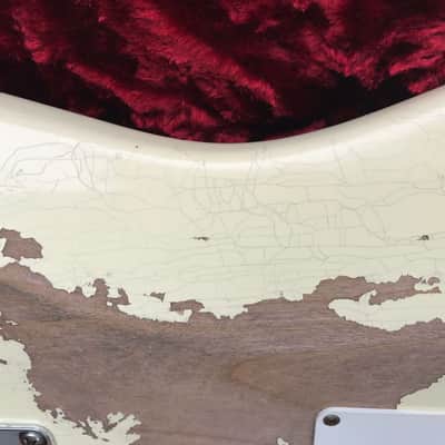 2022 Fender Custom Shop 1967 Stratocaster Heavy Relic Aged Vintage White image 8