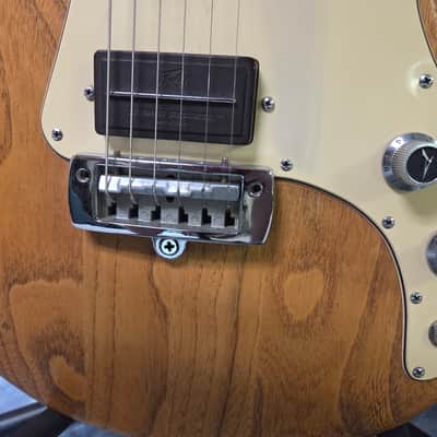 Vintage RARE 1985 USA Peavey T-15 Short Scale Guitar Natural Ash Pro Setup New Strings Original Peavey Chainsaw Hard Shell Case image 3