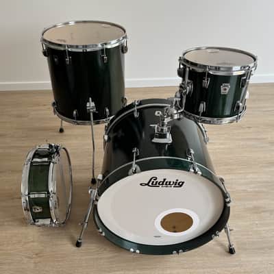 Ludwig Classic Maple 8x10" / 14"x5" / 16"x16" / 15x20" Drum Set image 2