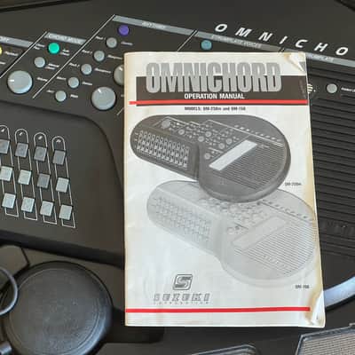 Suzuki OM-250M Omnichord Midi + Case + Manual image 8