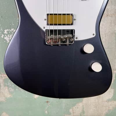 Harmony Silhouette with Rosewood Fretbaord - Slate image 3