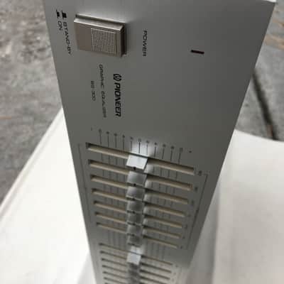 Pioneer SG-300 Stereo Graphic Equalizer~Dual 7 Band EQ image 3