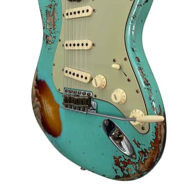 Fender Custom Shop Time Machine '63 Strat - Super Heavy Relic in Super Faded Aged Seafoam Green Over 3-Tone Sunburst image 3