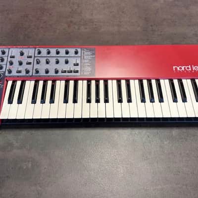 Nord Lead 2X 49-Key 20-Voice Polyphonic Synthesizer 2003 - 2013 - Red