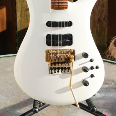 Spector (Kramer Era) NS-6 Guitar White w/Gold HW image 2