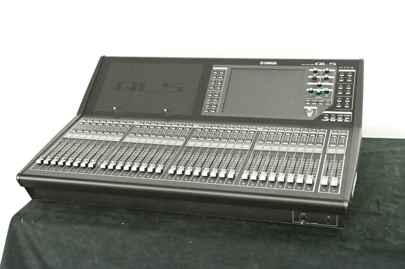 Yamaha QL5 64-Channel Digital Audio Mixing Console CG0140S *ASK FOR SHIPPING* image 1