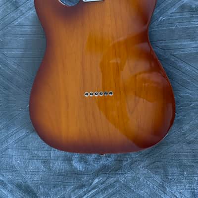 Fender American Telecaster - Honeyburst image 3