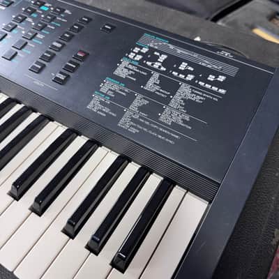 Yamaha V-50 Digital Workstation Synthesizer 61-Key Serived and Cleaned - 1990's image 5
