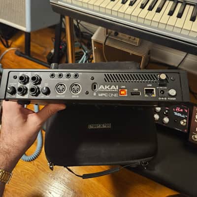 Akai MPC One (with case/cables/charger) image 5