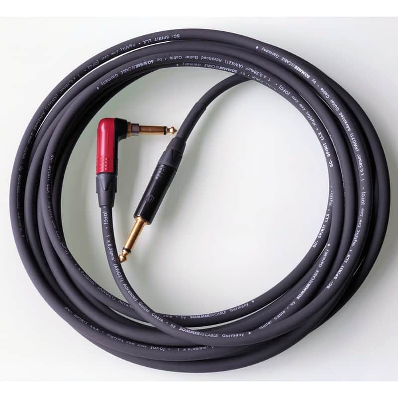 Supertone MinCap instrument cables for guitar and bass - Angled image 1