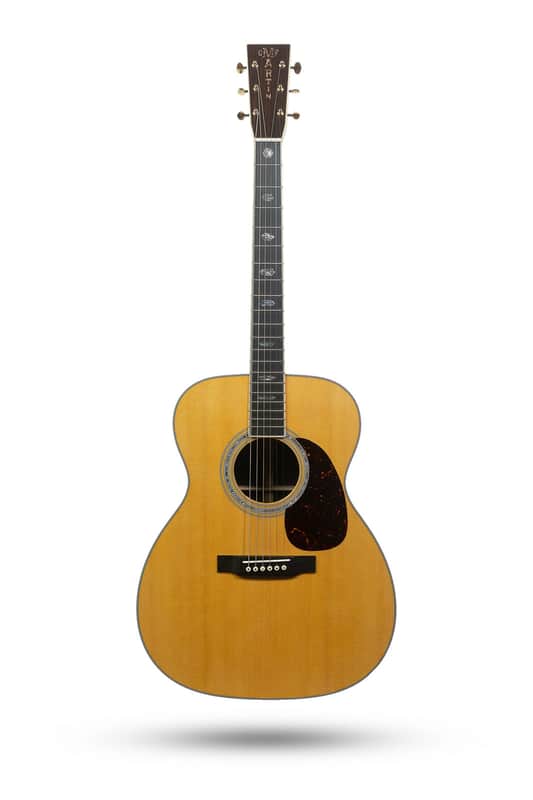 Martin J-40 Standard - Natural image 1