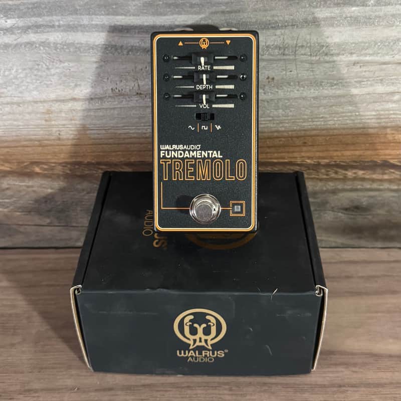 Walrus Audio Fundamental Tremolo