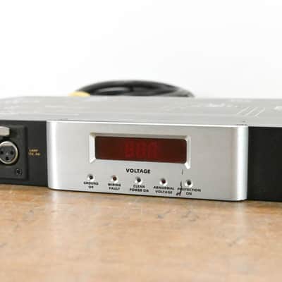 Monster Power PRO 2500 PowerCenter 10-Outlet Power Conditioner CG0119X image 3