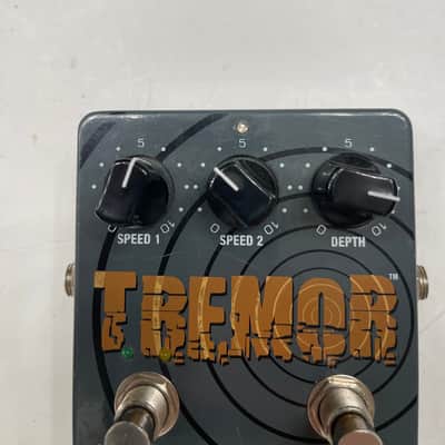 BBE Tremor V1 Optical Tremolo Analog Dual Mode Rare Guitar Effect Pedal image 2