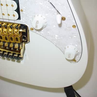 Ibanez Steve Vai Signature Premium JEM7VP Electric Guitar - White w/ Gigbag image 4