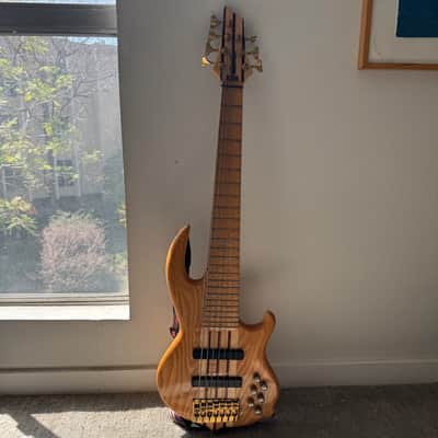 Conklin custom 7 string bass 1998 with Bartolini pickups and piezo bridge image 20
