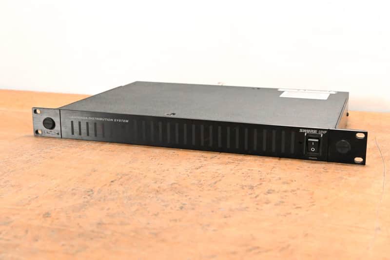 Shure UA845-UB UHF Antenna Distribution System - 692-716 MHz CG01PTR image 1