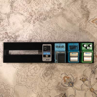 Guitar Pedal Board Custom 5.5”x24” VELCRO® brand image 1