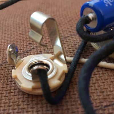 Fender Mustang PJ Bass Wiring Harness CTS Pots Oil Capacitor Switchcraft Switch image 5