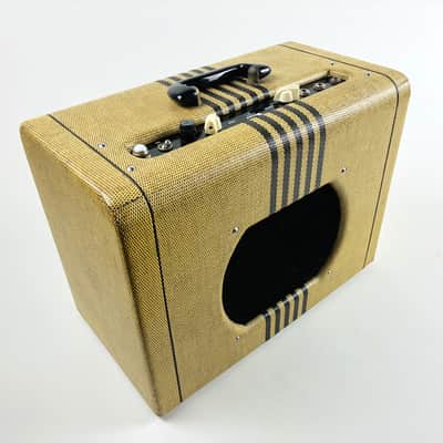 Valco Chicago 51 Tweed Tube Amplifier. Good. Better. Best. 1952 image 2