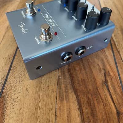 Fender Tre-Verb Tremolo/Reverb image 4