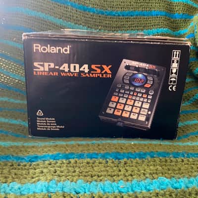 Immagine Roland SP-404SX Linear Wave Sampler 2009 - 2017 - Black - 4