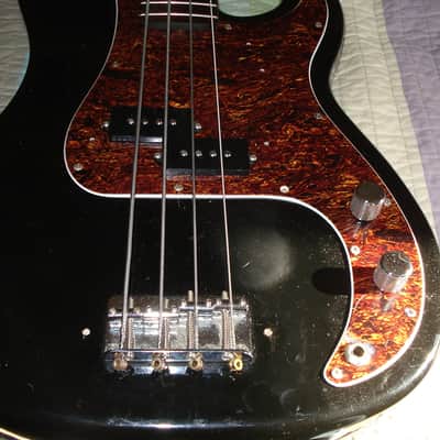 Squier P-Bass Upgraded with fender 62 reissue pickup image 6