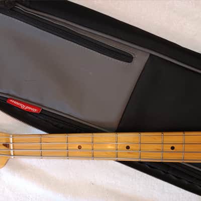 Squier Bullet Bass 1983- sunburst image 8