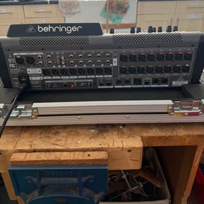 Behringer X32 Compact Digital Mixer with Custom Flight Case and Soft Carry Case image 3
