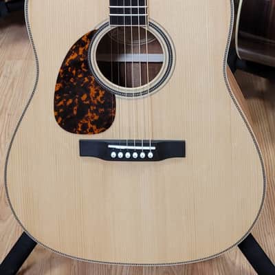 Larrivee D-40 Left Handed image 1