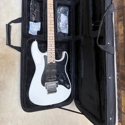 Charvel MJ So-Cal Style 1 HSS FR M, Maple Fingerboard - Snow White image 1