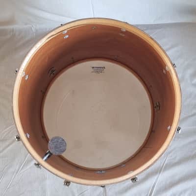 Ludwig Classic 3 ply 20x18" Floor Tom with Blue and Olive B&O Badge 1970 s- 1976 - Butcher Block image 3