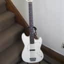 Squier by Fender Musicmaster Bass 1997 White Vista series