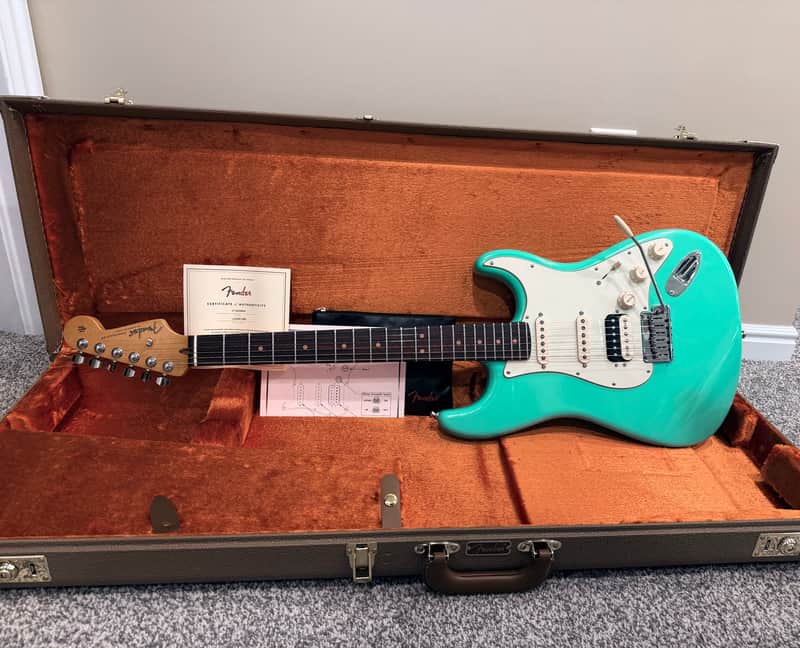 Fender American Ultra Luxe Vintage '60s Stratocaster HSS