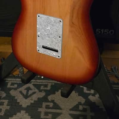 Fender US Lone Star Stratocaster - Sienna Sunburst image 6