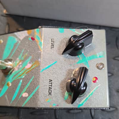 KMD Kogoy Musical Devices OFC 2-Knob Fuzz - 2SB175 Transistors 2026 - Grey Splatter image 4