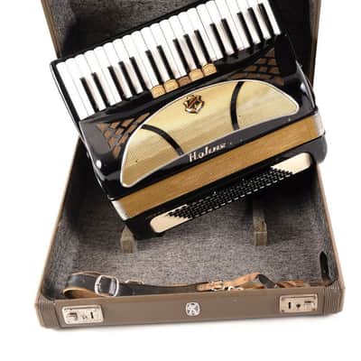 Used Hohner Amica III 96 Accordion w/Case | Reverb