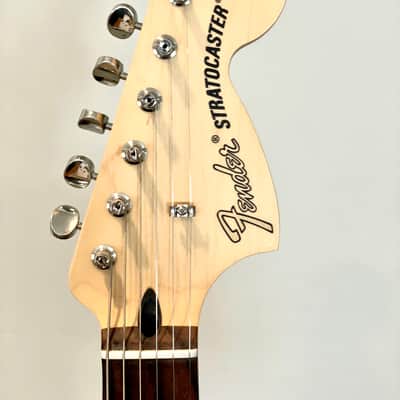 Fender Limited Edition Tom DeLonge Signature Stratocaster image 2