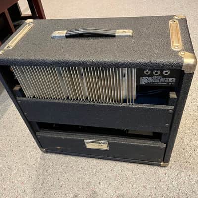 Peavey LA 400 Combo Amplifier w/ Black Widow 12” Speaker image 3