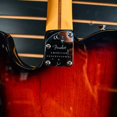 Fender American Professional II Telecaster MN 3 tone Sunburst 7lb 9.8oz US210062416 image 5