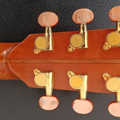 AS NEW Lowden O35 Acoustic Guitar: gorgeous in looks, sound, volume and sustain. image 6