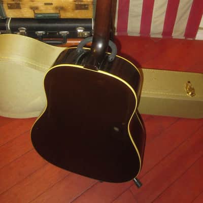 1968 GIbson J-45 Sunburst image 5