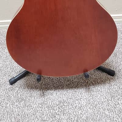 Godin 5th Avenue Kingpin - Cognac Burst image 8