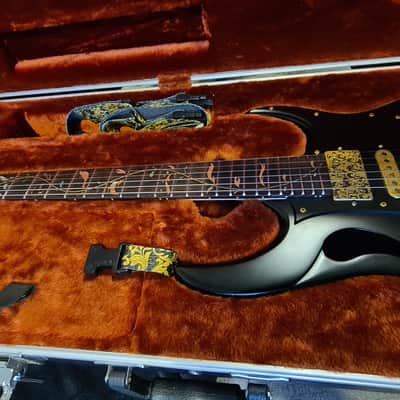 2024 Ibanez PIA – Onyx Black – Steve Vai Signature guitar - Excellent Condition + Ibanez Hardcase image 7