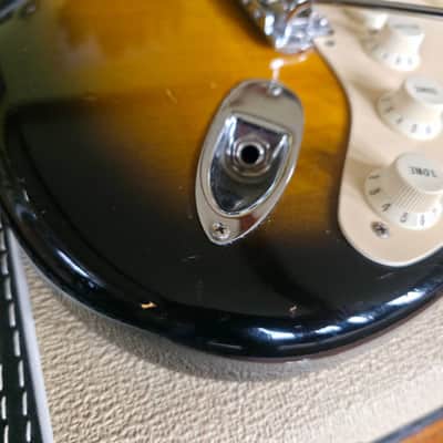 Fender Eric Johnson Strat USA T2S w/G&G case 2005 - sunburst image 16