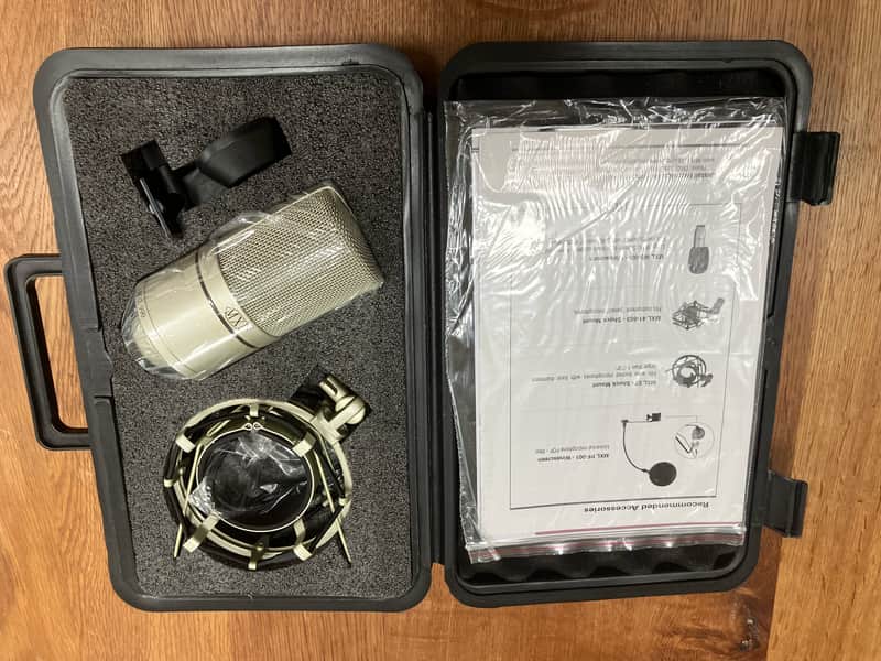 MXL 990 Condenser Microphone