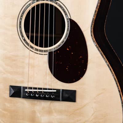 Santa Cruz 00-42 Cutaway African Blackwood and Bearclaw German Spruce Custom Used (2024) image 9