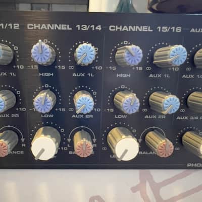 Samson PL1602 - 16 Channel Rack-mountable Line Mixer image 6