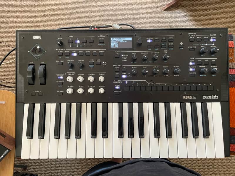Korg Wavestate 37-Key Wave Sequencing Synthesizer 2020 - 2023 - Black image 1