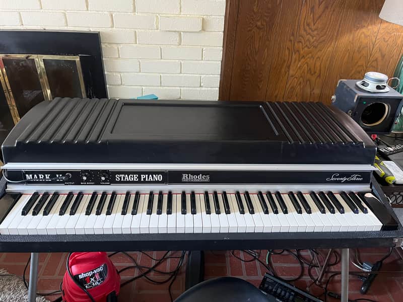 Rhodes Mark II 73 stage piano 1982 - Black image 1
